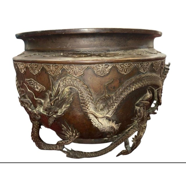 Meiji Bronze Jardiniere Relief Cast Dragons Signed Yoshida Zo Monumental For Sale - Image 9 of 12