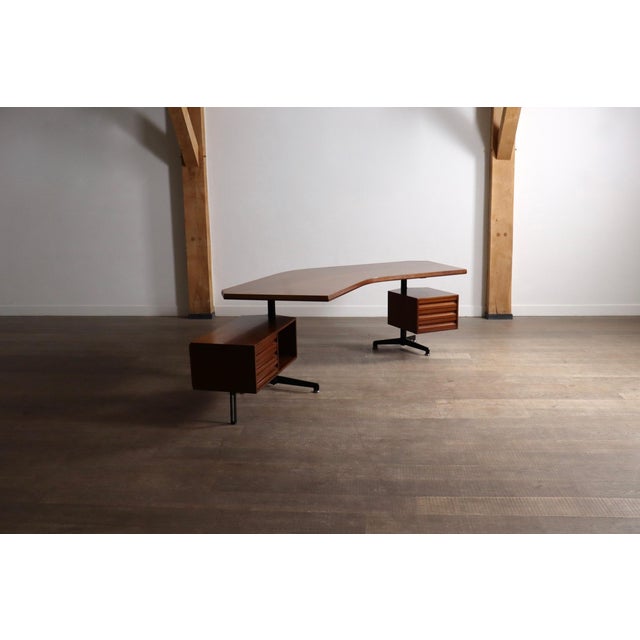 T96 Boomerang Desk by Osvaldo Borsani for Tecno, Italy, 1956 For Sale - Image 6 of 17
