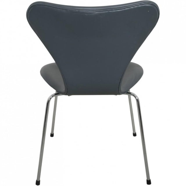Gray Seven Chairs in Grey Leather by Arne Jacobsen, 1986, Set of 6 For Sale - Image 8 of 18