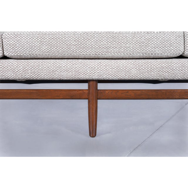 Mid-Century Modern Sculptural Walnut Sofa, 1960s For Sale In Los Angeles - Image 6 of 14