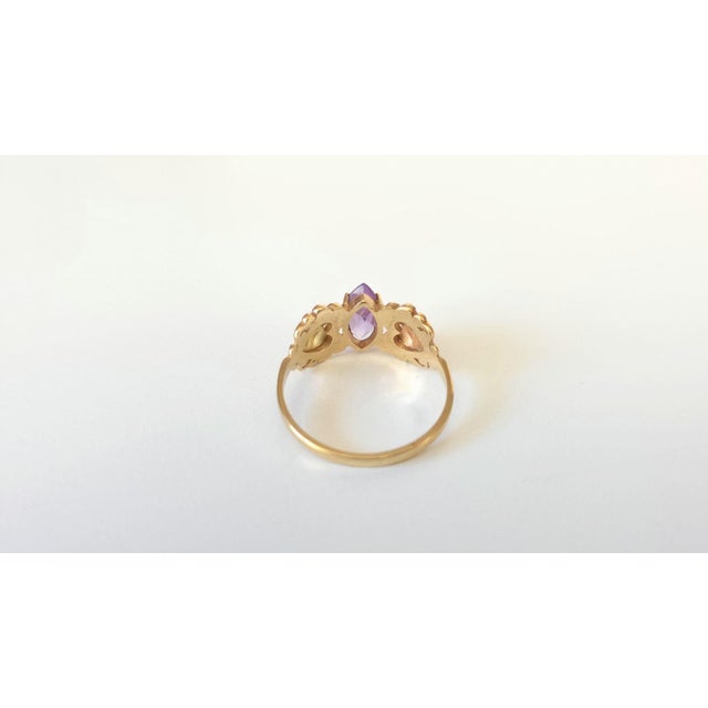 Antique 14k Yellow and Rose Gold Amethyst Sweetheart Ring, Circa 1890–1910, Size 10 For Sale - Image 4 of 17