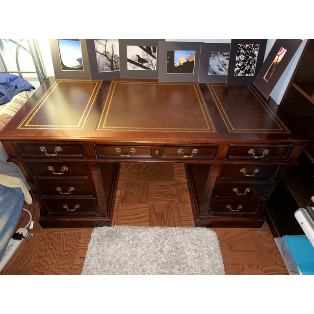 These Hekman executive desks were great additions to our home, but we are now downsizing, and these 2 beautiful desks need...