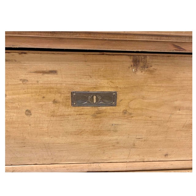 19th-C. Rustic English Country Style Pine Chest / Commode W / Porcelain Knobs For Sale In Atlanta - Image 6 of 8