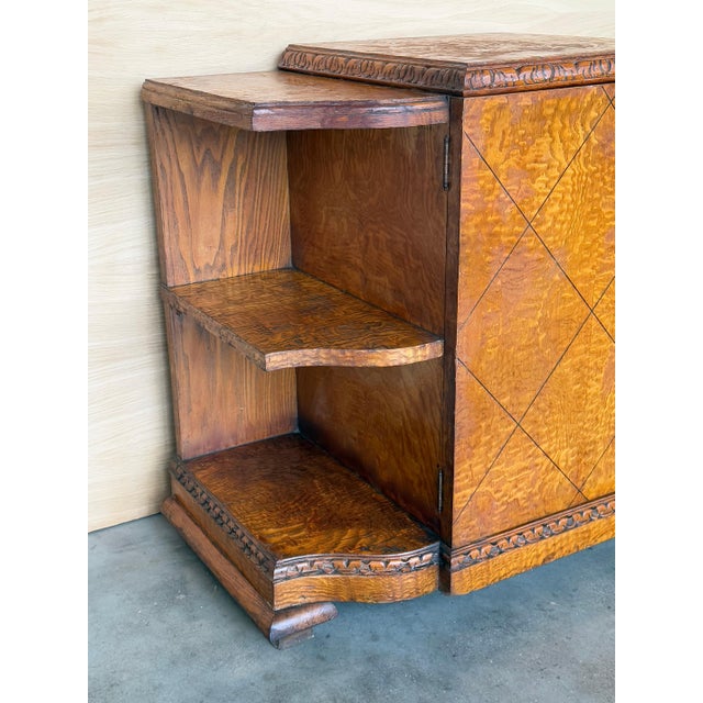 Early 20th Century Pair of Art Deco Side Cabinets or Nightstands in Solid Walnut Burl For Sale - Image 13 of 18