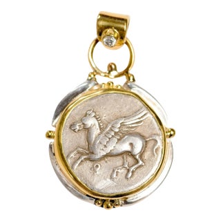 Antique Ancient Pegasus Coin in 22 kt Gold Pendant For Sale