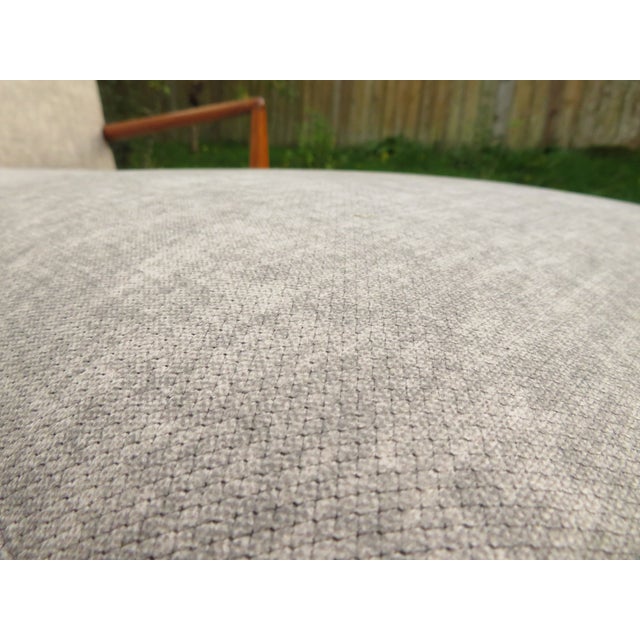 Mid 20th Century New Upholstery ~ t.h. Robsjohn-Gibbings Lounge Chair & Ottoman ~ Mid Century Modern For Sale - Image 5 of 17