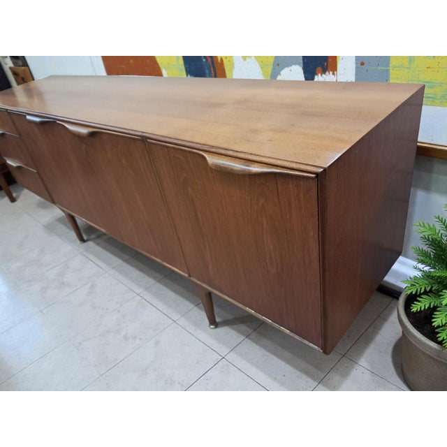 Mid-Century Teak Dunvegan Sideboard from A.H. McIntosh, 1960s For Sale - Image 12 of 18