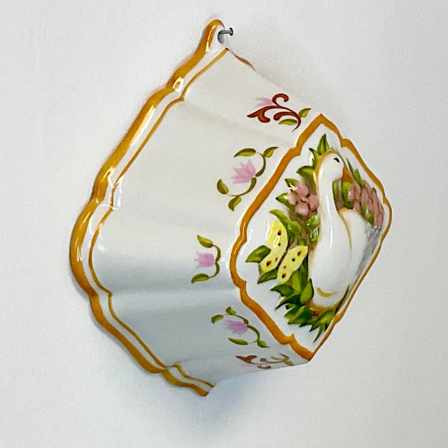 1980s 1986 Coastal French Le Cordon Blue Flora and Goose Porcelain Mold & Wall Decor. For Sale - Image 5 of 10