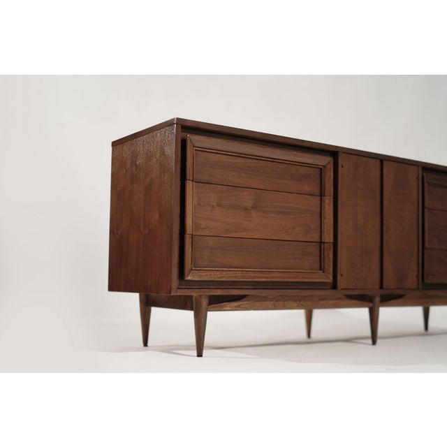 Mid-Century Modern Walnut Credenza, C. 1950s For Sale - Image 9 of 12