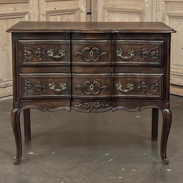 Mid 20th Century Country French Louis XV Walnut Commode For Sale - Image 5 of 17