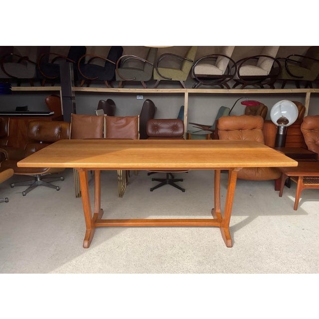 An Edward Barnsley designed Arts & Crafts Cotswold School quarter-sawn English dining table. A very elegant and well...