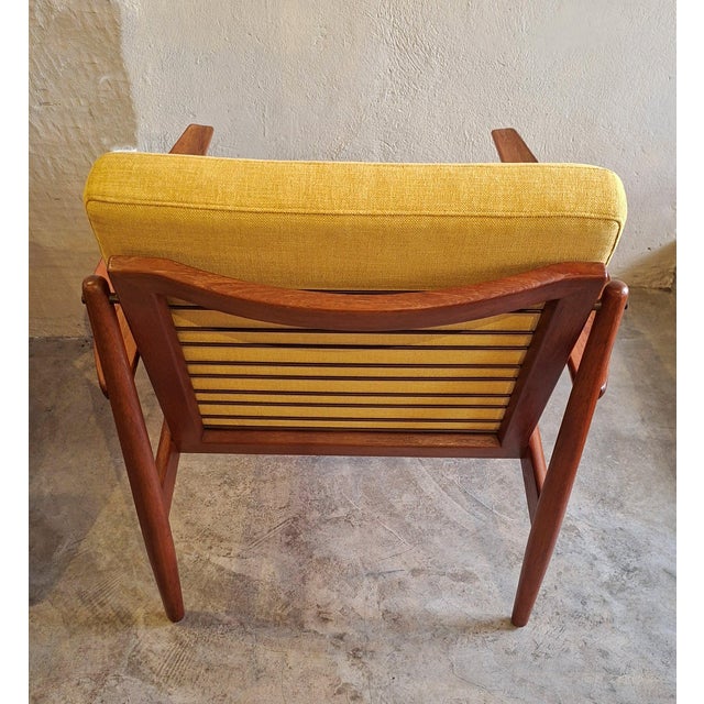 Brown Armchair by Svend Åge Eriksen for Glostrup, 1960s For Sale - Image 8 of 12