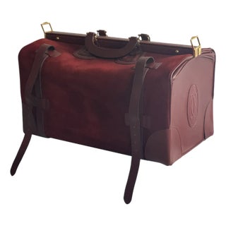 Cartier 'Le Must De Cartier' Vintage 1984 Suede and Leather Red Signature Luggage Bag For Sale