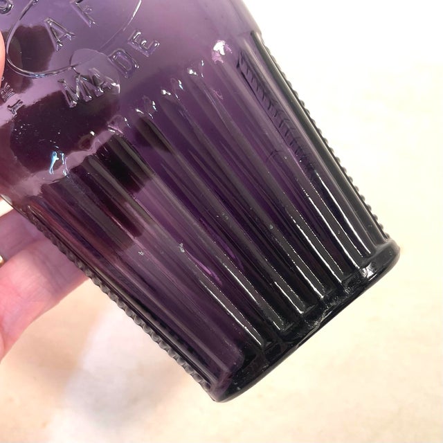 American Circa 1900 Union Made Af Glass Flask Bottle Made in Usa For Sale - Image 3 of 9