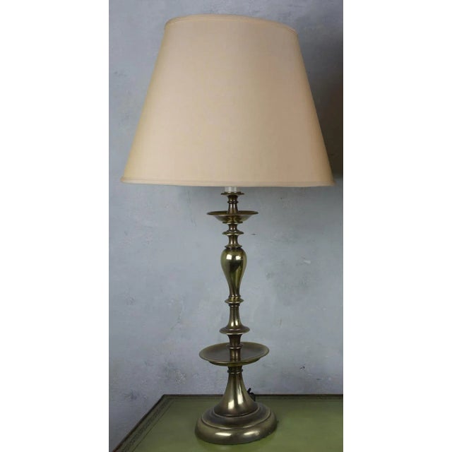 Metal Pair of American Mid-Century English Brass Table Lamps For Sale - Image 7 of 10