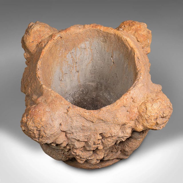 Orange 1950s Mid Century Large Vintage Decorative Cherub Jardiniere, Italian, Stone, Planter, Putti For Sale - Image 8 of 9