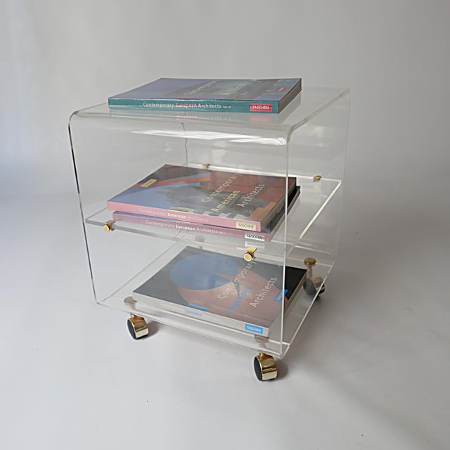 Plastic Side Table on Casters in Acrylic Glass by David Lange, 1970s For Sale - Image 7 of 10