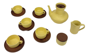 Mid-Century Modern Five Cup Tea Set in Yellow Ceramic and Teak from Ernestine Salerno, Italy, 1960s, Set of 13