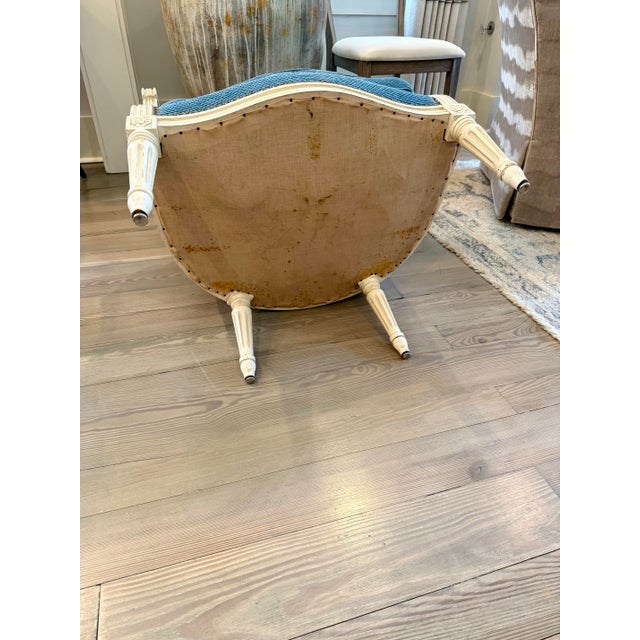 1940s French Louis XVI Style Painted Bergere Armchair For Sale In Baton Rouge - Image 6 of 11