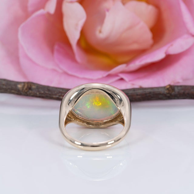 White 7.7Ct Ethiopian Opal Cabochon Ring in Solid 14k Gold, Oval 18x13.7mm, Size 6.75 For Sale - Image 8 of 9