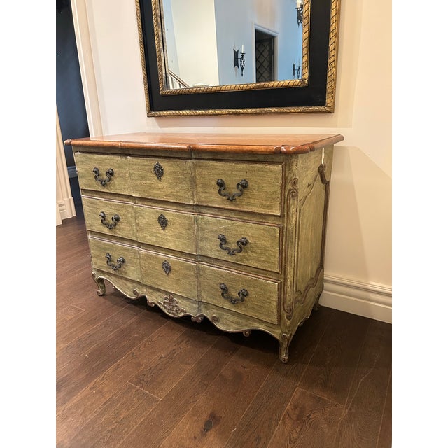 French Minton-Spidell Louis XV Three Drawer Chest For Sale - Image 3 of 6