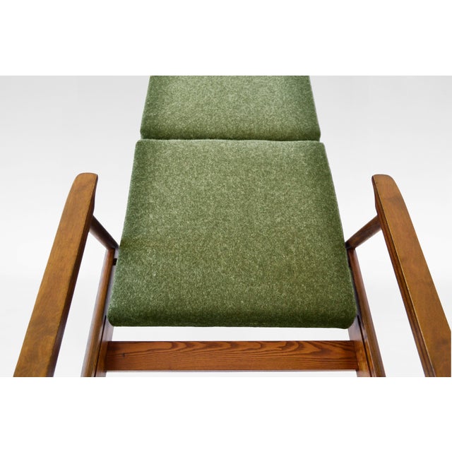 1970s Vintage Convertible Sleeping Armchair by Valerija Ema Cukermanienė for Vilniaus Baldų Kombinatas, 1960s For Sale - Image 5 of 8