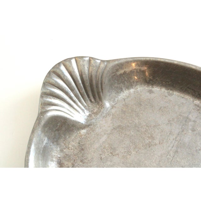 1960's Wilton Armetale Pewter Clam Shell Serving Tray For Sale In Los Angeles - Image 6 of 7