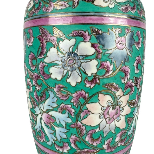 Vintage Asian Turquoise Floral Chinoiserie Hand Painted Ceramic Table Lamp For Sale - Image 9 of 9