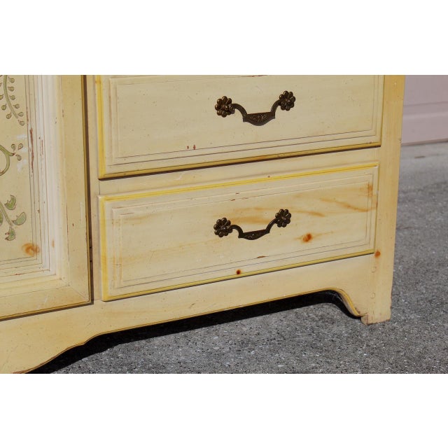 1970s Vintage Burlington House Furniture Lexington Dresser For Sale - Image 9 of 12