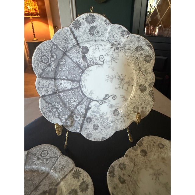 The product is a lot of 5 antique J. F. Wileman & Co. Daisy Shape Jungle Print collector plates, measuring 6 inches in...