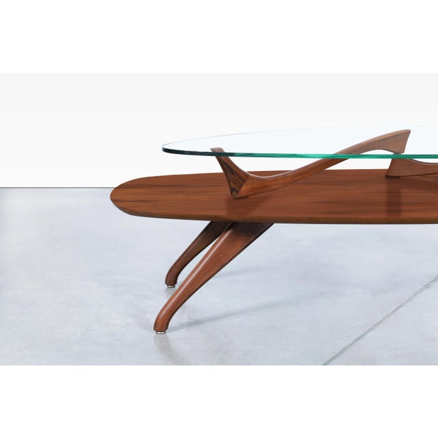 Vladimir Kagan Mid-Century Modern Sculptural Walnut and Glass Coffee Table After Vladimir Kagan For Sale - Image 4 of 12