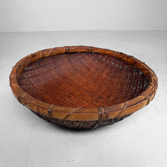 Mid-Century Modern Vintage Japanese Bamboo Zaru Harvest Basket, 1950s For Sale - Image 3 of 11