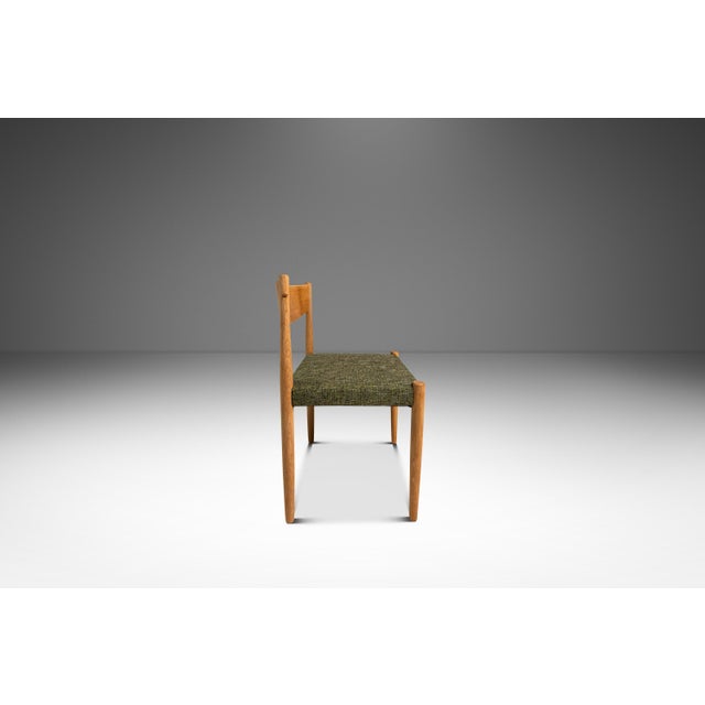 Restored Mid-Century Danish Modern Side / Dining Chair in Oak & Green Tweed Attributed to Poul Volther for Frem Røjle, Denmark, C. 1970s For Sale - Image 9 of 18