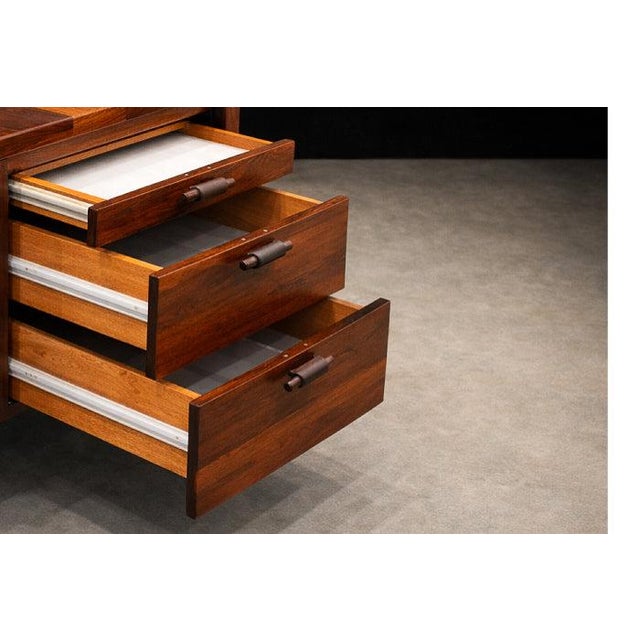 Brazilian Modern “Diplomata” Desk in Hardwood by Jorge Zalszupin, 1965 – Lot 554A For Sale - Image 12 of 16