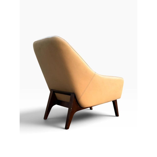 Pair of Adam Court Leather Lounge Chairs | Cream Leather on Dark Walnut Frames | Modern Designer Armchairs For Sale - Image 6 of 13