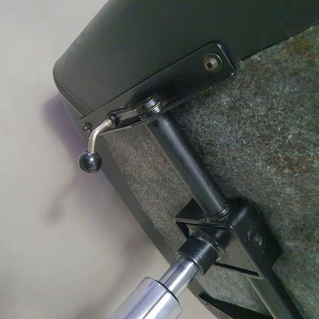 Vintage P128 Office Chair by Osvaldo Borsani for Tecno For Sale - Image 6 of 11