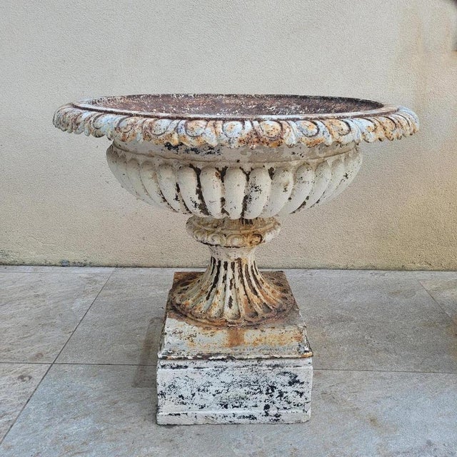 Large Cast Iron Garden Vases on Bases, 19th Century, Set of 2 For Sale - Image 10 of 18