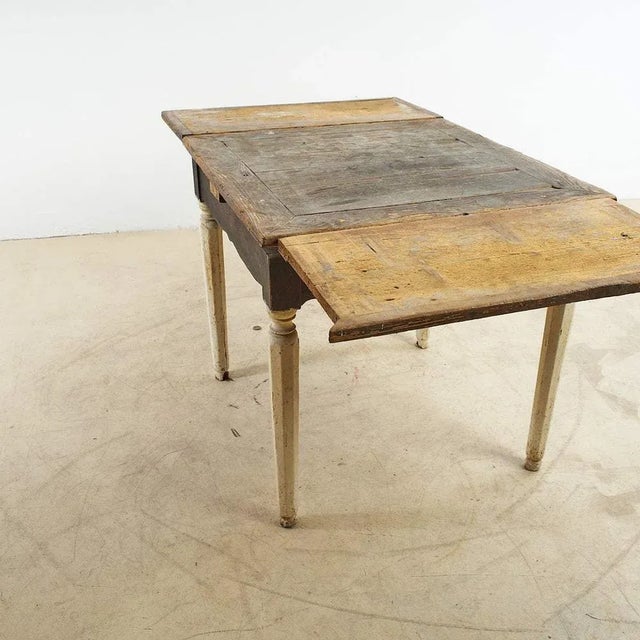 Height Table: 80 Width: 85 Depth: 85 Maximum width: 160 This piece is attributed to the mentioned designer/maker. It has...