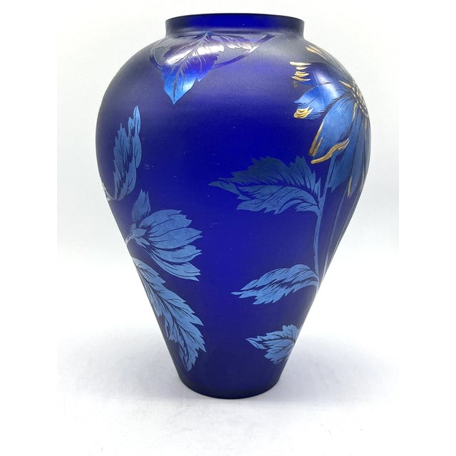 Fenton Art Glass Company Vintage MCM Fenton Favrene Iridescent Cobalt Blue Gold Flower Art Glass Vase For Sale - Image 4 of 6