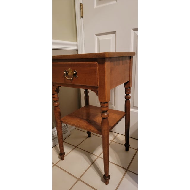 1960s Ethan Allen Heirloom Nutmeg Maplewood Nightstands - A Pair For Sale In Cleveland - Image 6 of 11