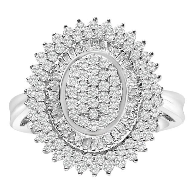 Sterling Silver 2.0 Cttw Diamond Oval Halo Cocktail Ring - Size 6 For Sale