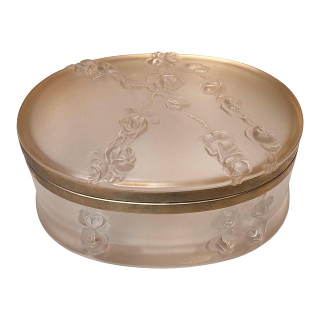 Large Lalique French Crystal Vanity Box For Sale