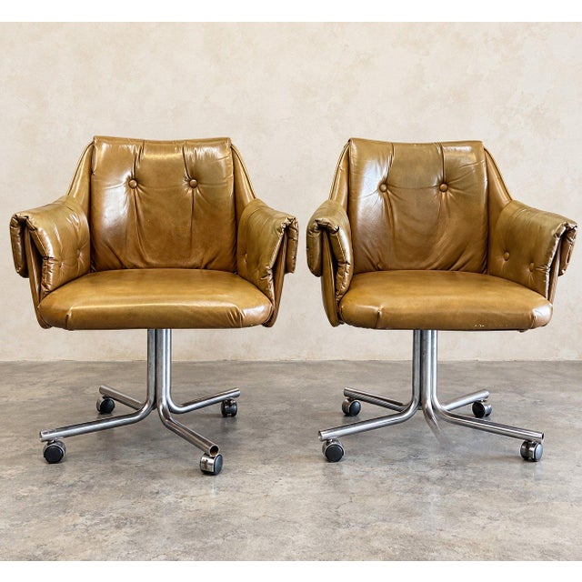 Mid-Century Modern Mid-Century-Modern-Swivel-Chairs | Tufted Tan Leather Look, Chrome Base (Vintage) For Sale - Image 3 of 4