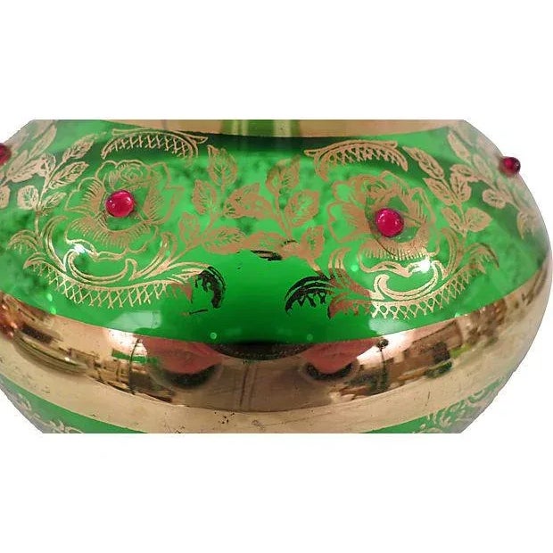 Hollywood Regency Vintage 22k Filigree Hollywood Regency Kelly Green Vase For Sale - Image 3 of 5