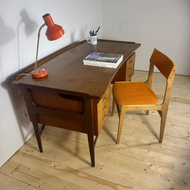 Teak Writing Desk – Svend Åge Madsen for H.P. Hansen (Denmark, 1960s)