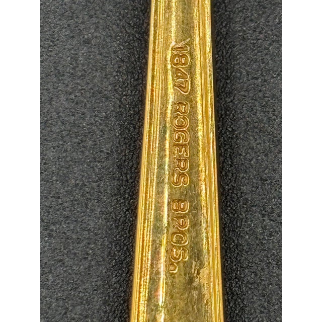 1950s Modernist Pattern Gold Plated Stainless Flatware Set of 92 by Reed and Barton For Sale - Image 13 of 14