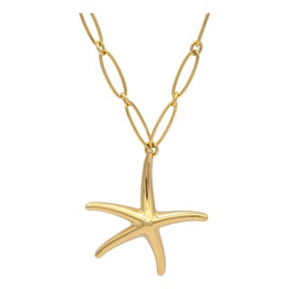 Tiffany & Co. Elsa Peretti Vintage Starfish Pendant Necklace in 18k Yellow Gold For Sale