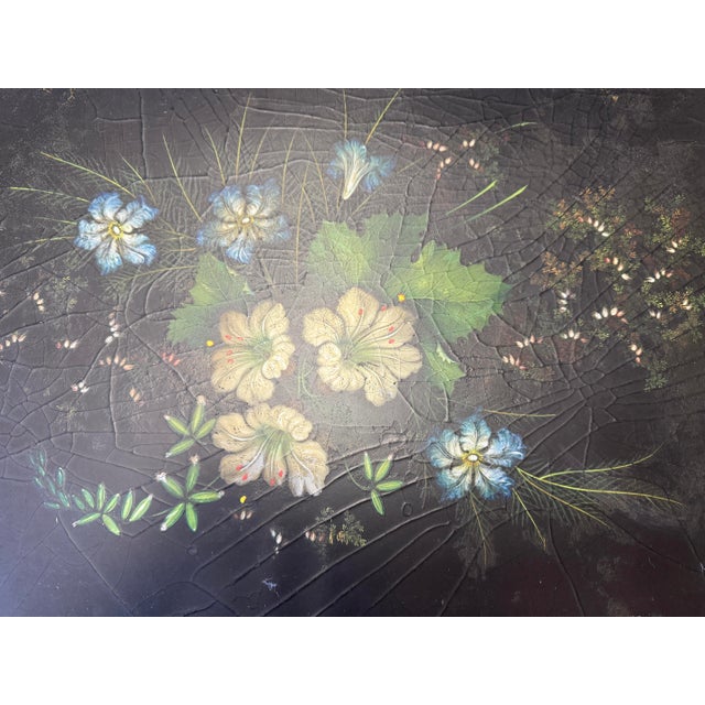 This is a gorgeous coffee table shipped from England by the previous owner. The tray is recessed into the table (vs...