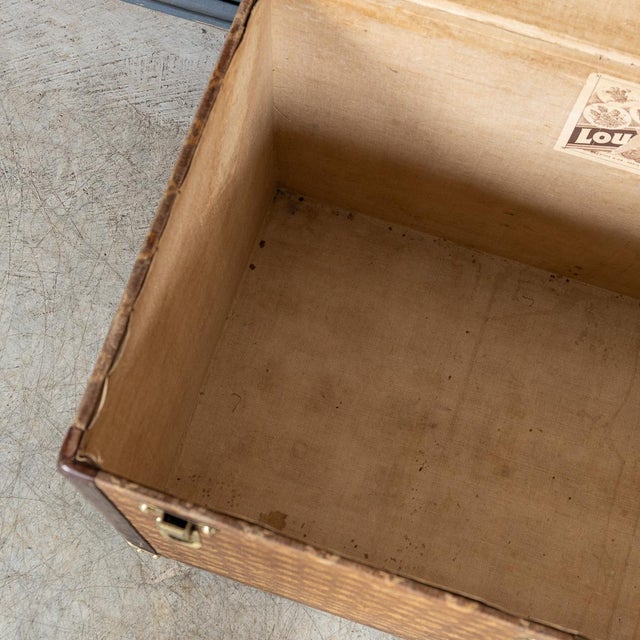 Louis Vuitton Antique French Hat Trunk in Woven Canvas, 1896 For Sale - Image 4 of 18