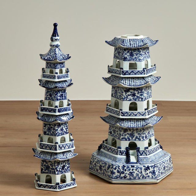 Chinese Blue and White Chinese Porcelain Pagoda Tower For Sale - Image 3 of 9